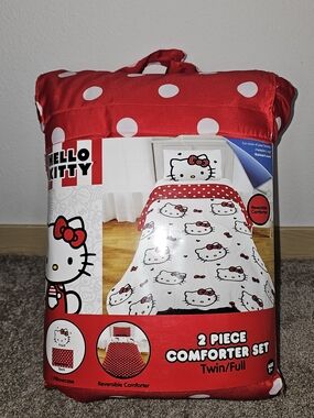 Hello Kitty Red and White Polka Dot Reversible Comforter Set
